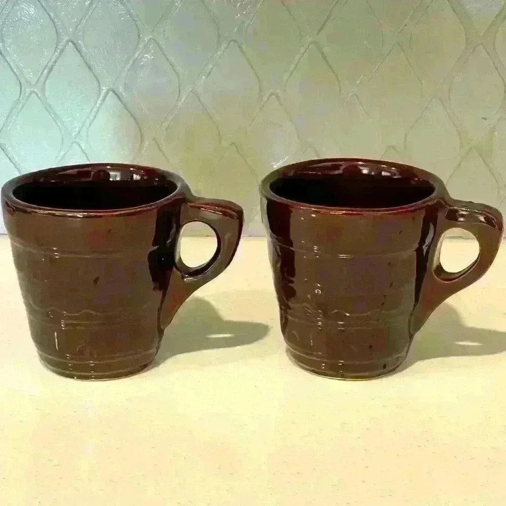 Vintage Daisy Dot Mugs Set